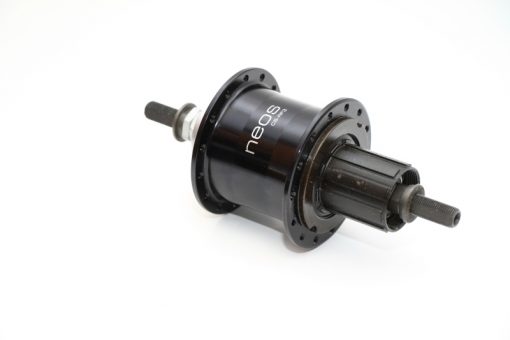 NEOS TRINITY REAR HUB, BLACK, 3x8, 28H TERN