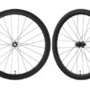 Shimano Road Paire de roues WH-R9270-C36 DA 12-vit. 28" Tubless disc 12mm box Shimano Road Paire de roues WH-R9270-C36 DA 12-vit. 28" Tubless disc 12mm box