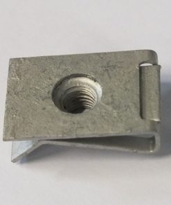 CLIP-ÉCROU EN TÔLE M6