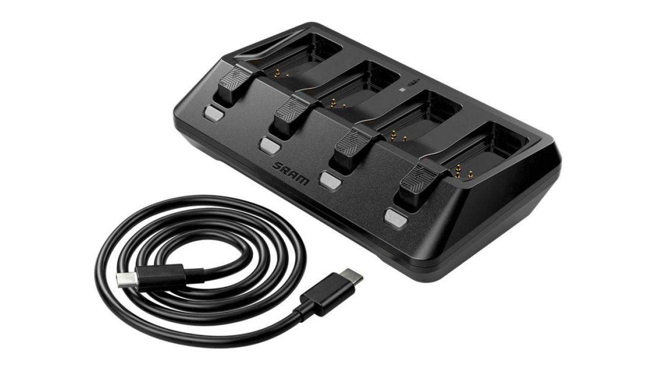 Chargeur SRAM AXS 4-Ports (USB-C) Chargeur SRAM AXS 4-Ports (USB-C)