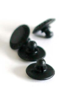 Bouton de fixation pour visière AeroTop BHE-62, BHE-63