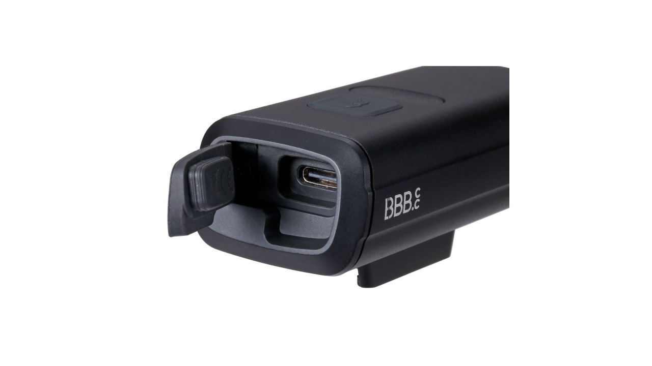 Lumière avant NanoStrike 500 Lumen USB-C 6 modes, indicateur de batterie, alu Lumière avant NanoStrike 500 Lumen USB-C 6 modes, indicateur de batterie, alu