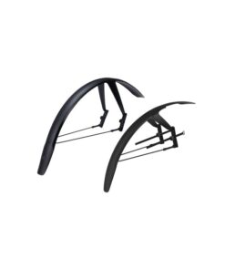 Schutzblech DiscGuard Plus Set Gravel 28' Reifenbreite 42-57mm
  Schnellspann-Schutzblechset für Gravelbikes mit Scheibenbremsen 
 Vollständig einstellbar im Winkel und in der Höhe. 
 Werkzeugfreies Schnell-Montagesystem an Sitzstreben und Gabel. 
 Große gummierte Montagefläche für einen rutsch- und kratzfesten Halt 
 Optionale Verlängerungen für zusätzliche Vielseitigkeit. 
 Hergestellt aus 75% haltbarem und robustem GRS-zertifiziertem recyceltem PP-Material.