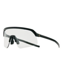 Brille Valor PH black Rahmen glanz, Glas photochromatisch
 Pro-Qualität Fahrradbrille mit großer zylindrischer Linse 
 PH Glas passt sich den Lichtverhältnisse an, Lichtdurchlässigkeit 82-17% (Kategorie 0-3) 
 Der leichte Rahmen besteht aus nachhaltigem bio-basiertem Material 
 Die Antibeschlag-Beschichtung auf der Innenseite der Linse sorgt in allen Situationen für klare Sicht 
 Die oleophobe Beschichtung auf der Außenseite weist Wasser und Schlamm von der Linse ab