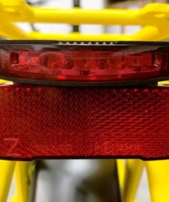 Feu arrière Roxim av. lumière de feinage avec les cables de conexions