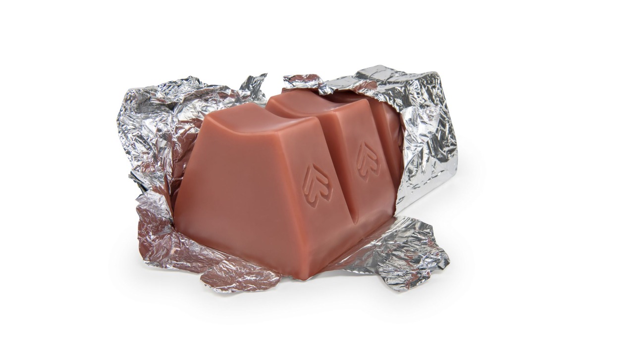 SECTION wax red SECTION wax red