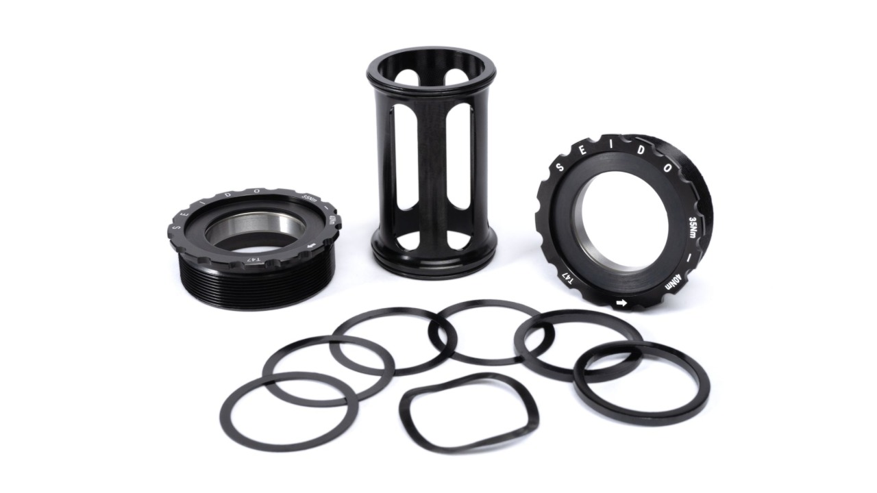 Boitier pédalier T47 x Ø30 x 85.5-86mm Alu, internal, 110g, 7x rondelles incl. Boitier pédalier T47 x Ø30 x 85.5-86mm Alu, internal, 110g, 7x rondelles incl.