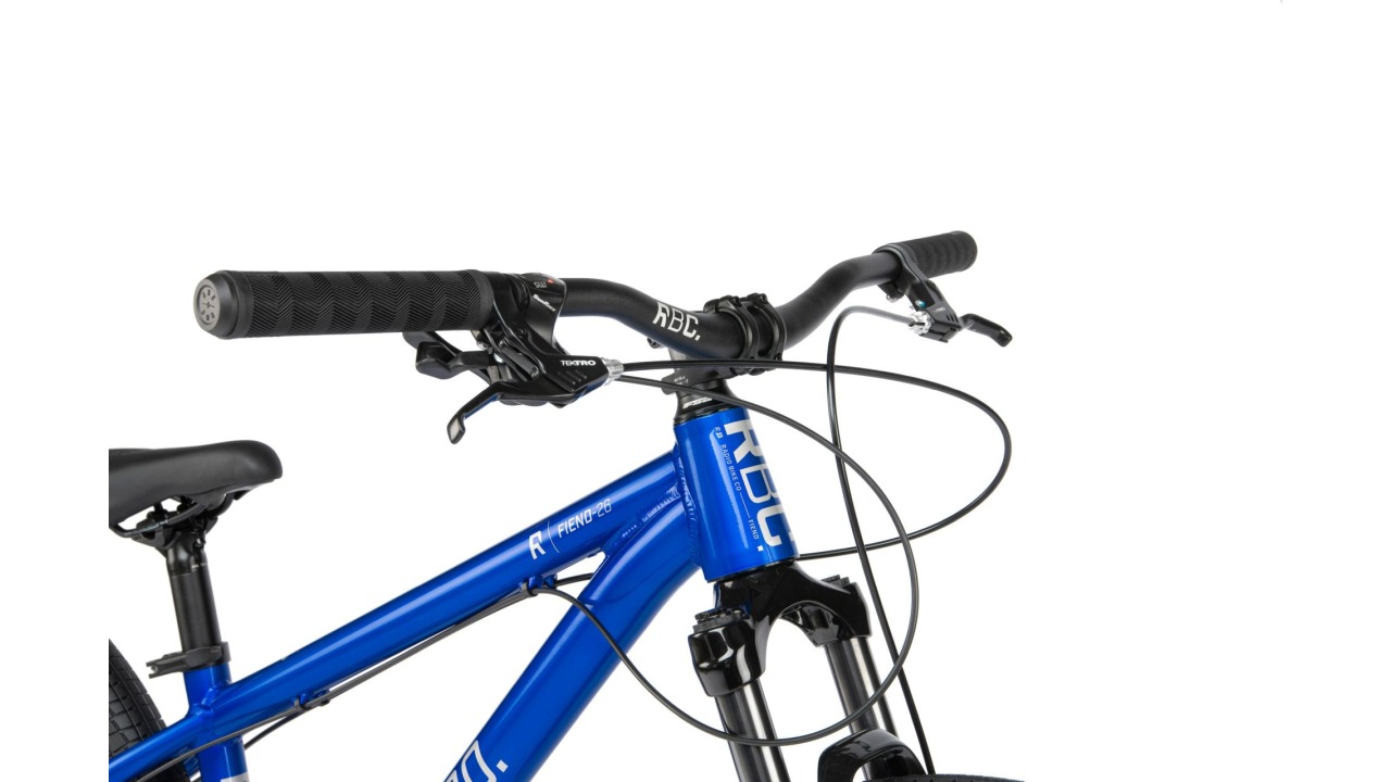 FIEND, 26", candy blue FIEND, 26", candy blue